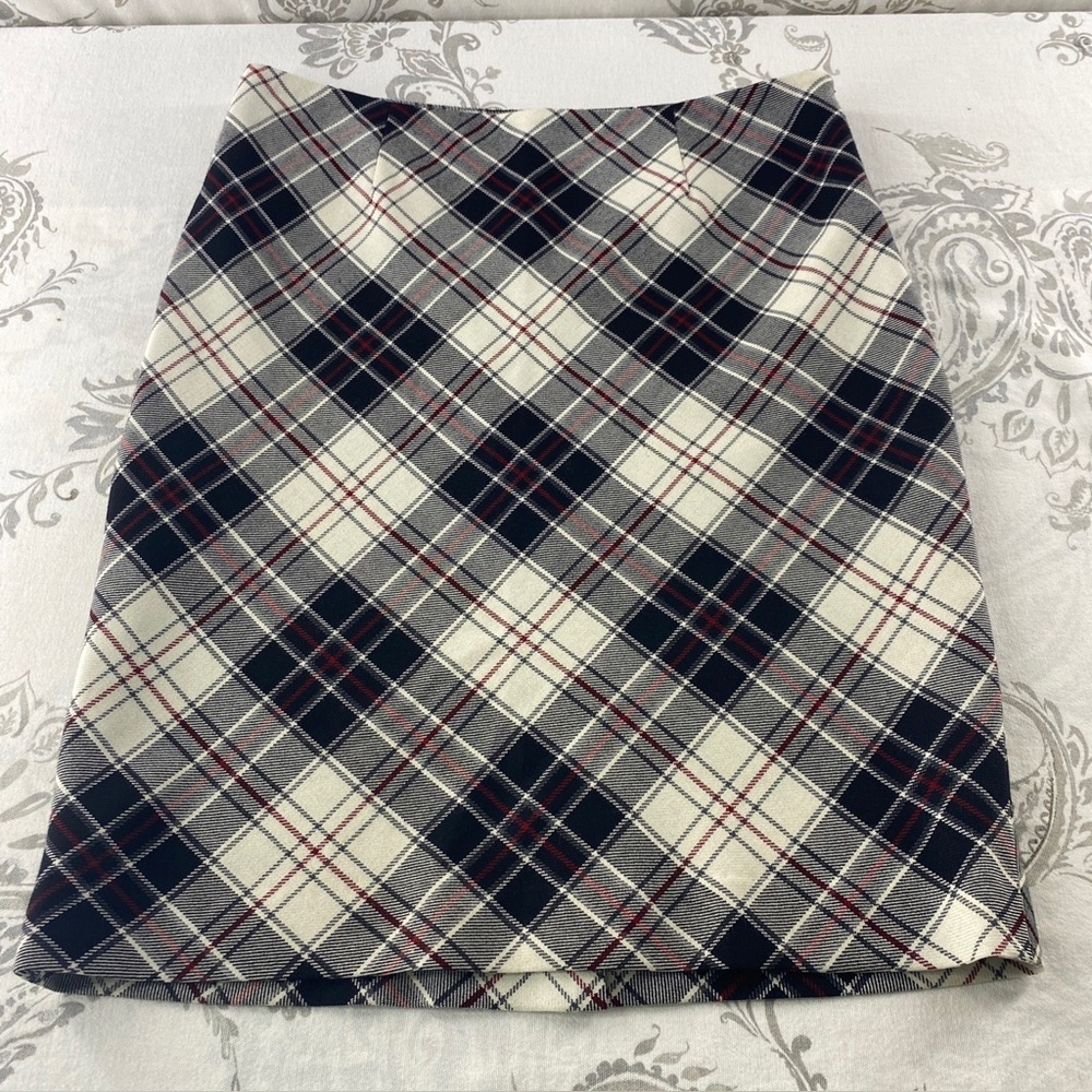 BROOKS BROTHERS “346”Skirt
Flannel Wool Poly Straight Pencil
Plaid